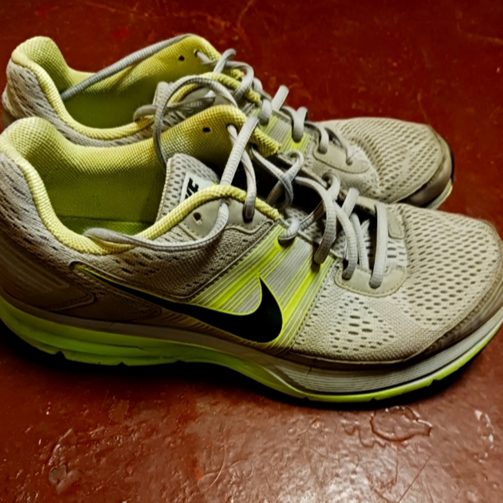- Nike sneakers  mens#339